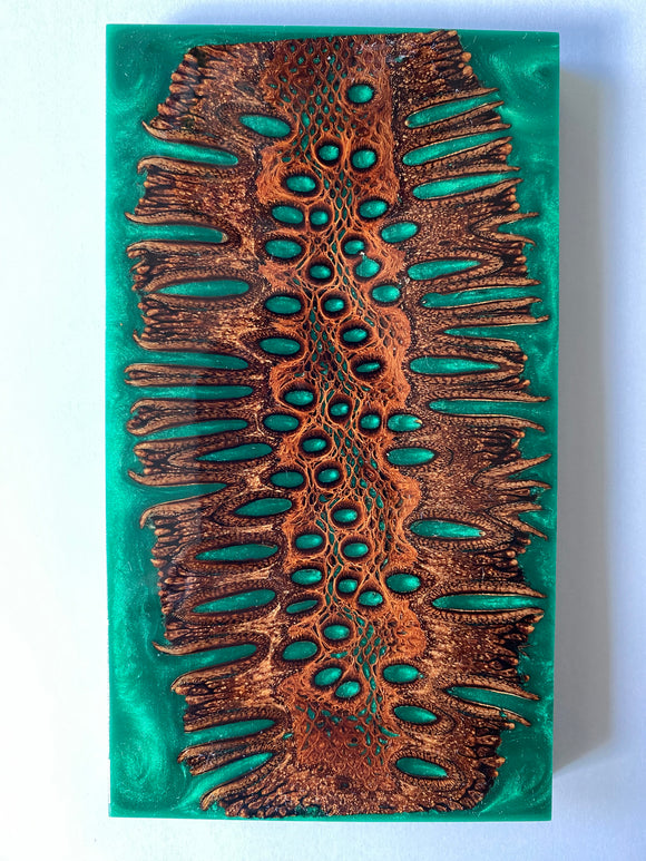 165 x 93,5 x 12 mm