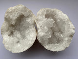 Quartz Crystal Geode: 700 - 800 gram